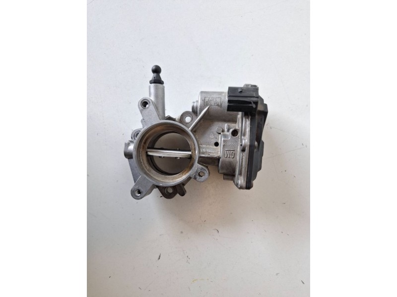 Recambio de caja mariposa para opel insignia berlina a20dt referencia OEM IAM 50569200  