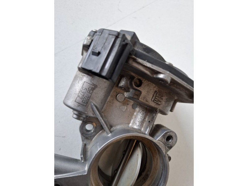 Recambio de caja mariposa para opel insignia berlina a20dt referencia OEM IAM 50569200  
