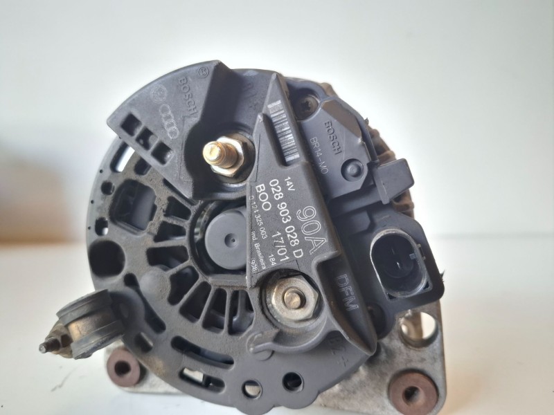 Recambio de alternador para seat leon (1m1) azd referencia OEM IAM 028903028D  