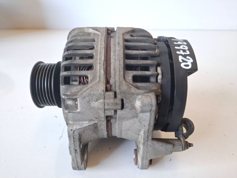 Recambio de alternador para seat leon (1m1) azd referencia OEM IAM 028903028D  