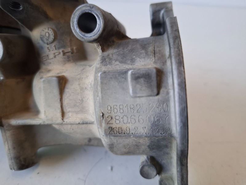 Recambio de valvula egr para citroen jumpy rhk referencia OEM IAM 9681825280  
