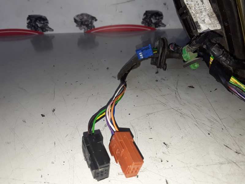 Recambio de retrovisor izquierdo para citroen c4 picasso 9hz referencia OEM IAM 96542254XT  