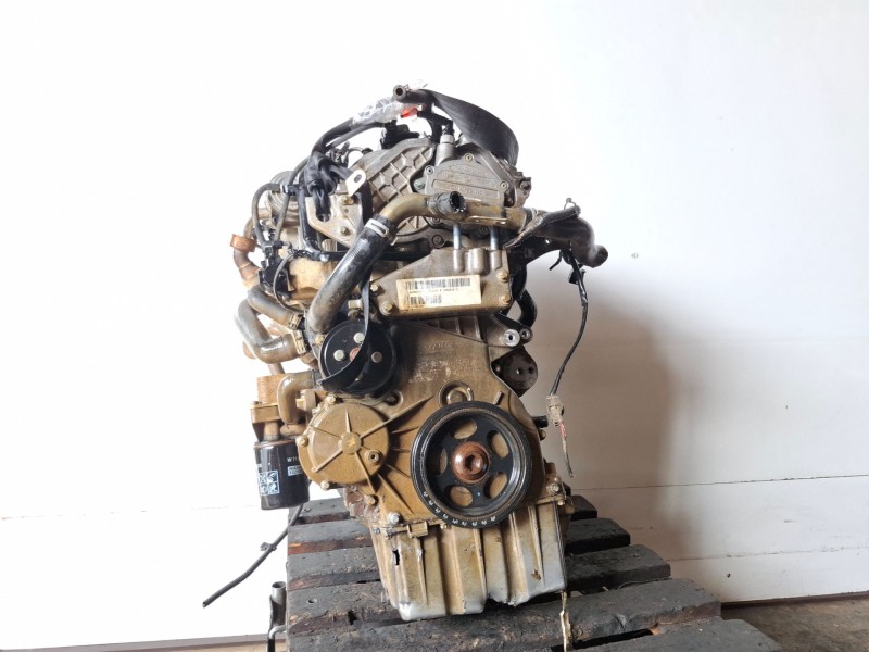 Recambio de motor completo para mitsubishi colt cz3 berl. 3 (z30) 639939 referencia OEM IAM 639939  