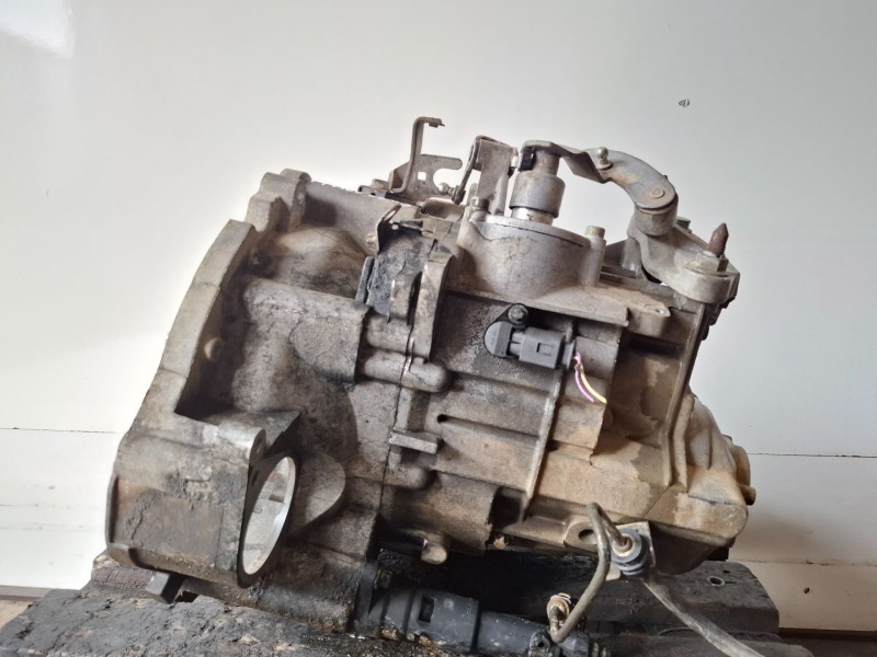 Recambio de caja cambios para mitsubishi colt cz3 berl. 3 (z30) 639939 referencia OEM IAM   