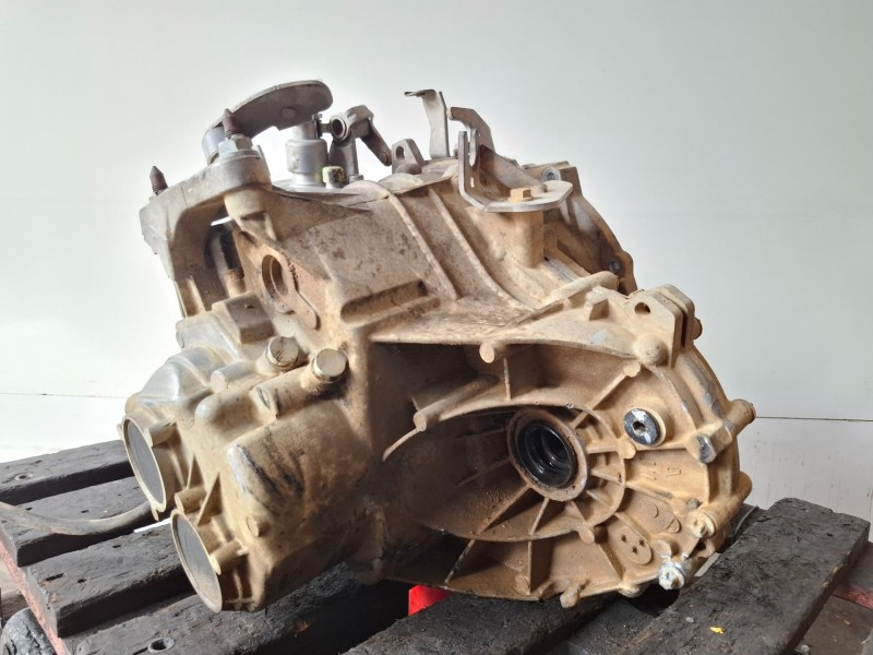 Recambio de caja cambios para mitsubishi colt cz3 berl. 3 (z30) 639939 referencia OEM IAM   
