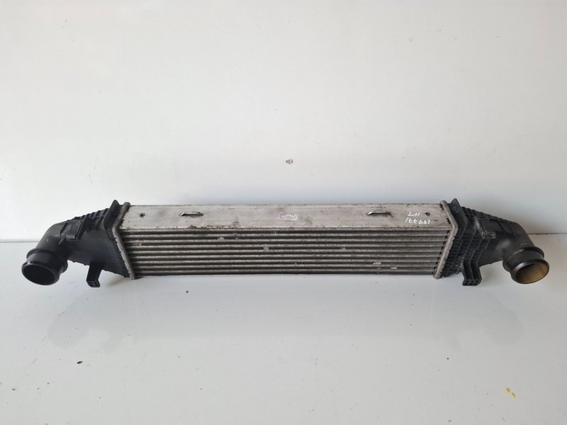 Recambio de intercooler para mercedes-benz clase c (bm 204) berlina 646811 referencia OEM IAM A2045000300  