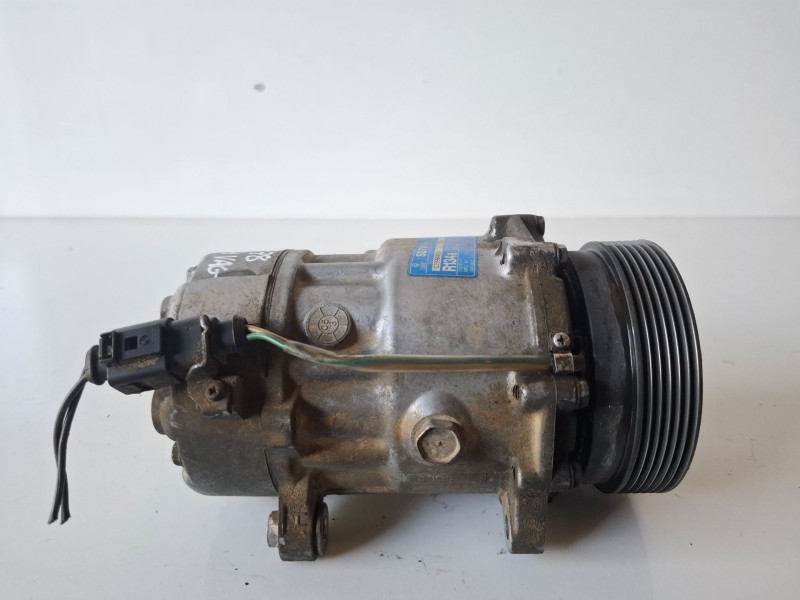 Recambio de compresor aire acondicionado para seat leon (1m1) asv referencia OEM IAM 1J0820803K  