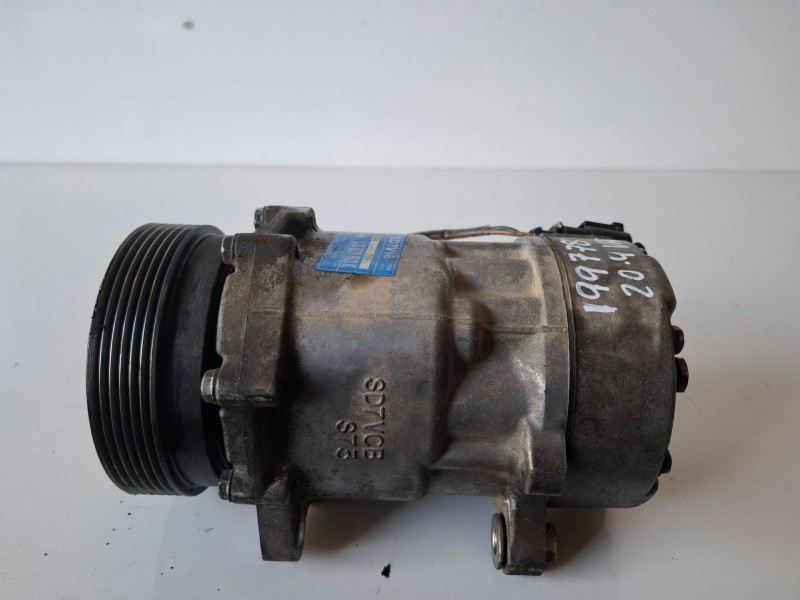 Recambio de compresor aire acondicionado para seat leon (1m1) asv referencia OEM IAM 1J0820803K  