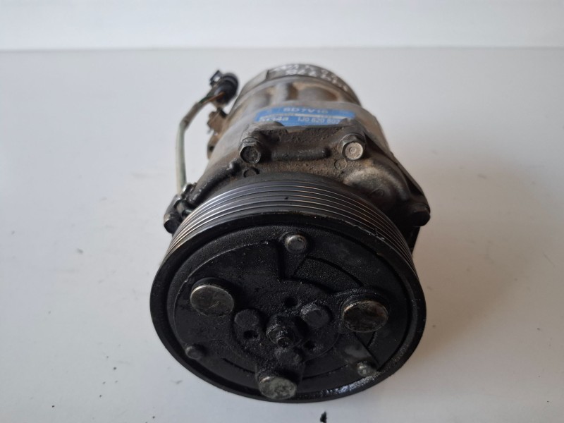 Recambio de compresor aire acondicionado para seat leon (1m1) asv referencia OEM IAM 1J0820803K  
