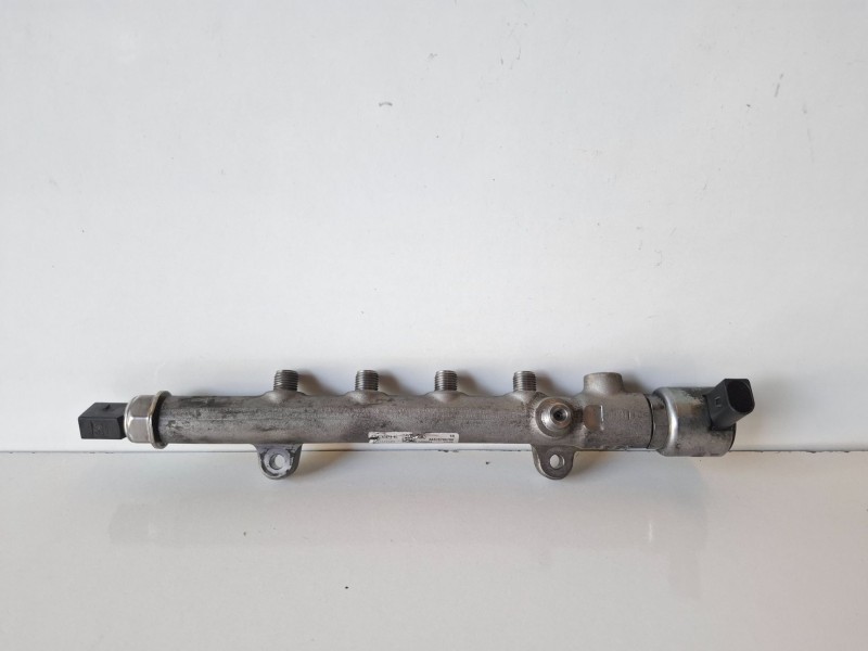 Recambio de rampa inyectora para mercedes-benz sprinter ii camión 651955 referencia OEM IAM A6510700700  