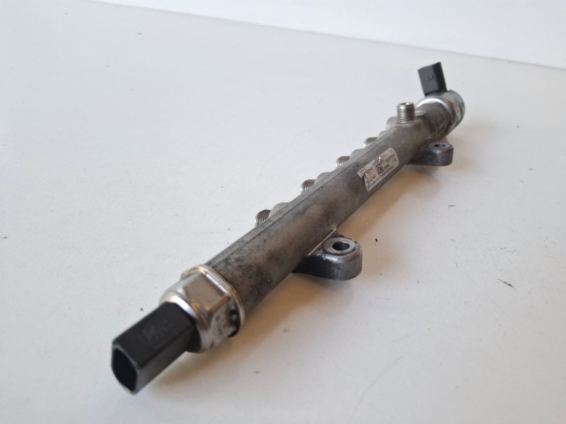 Recambio de rampa inyectora para mercedes-benz sprinter ii camión 651955 referencia OEM IAM A6510700700  