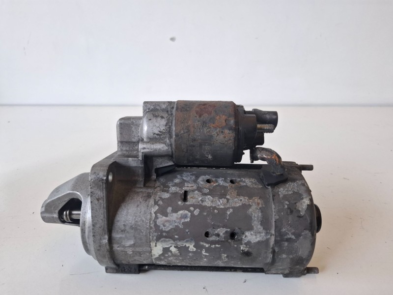 Recambio de motor arranque para chrysler jeep gr.cherokee (wj/wg) vm73b referencia OEM IAM 0001223004  