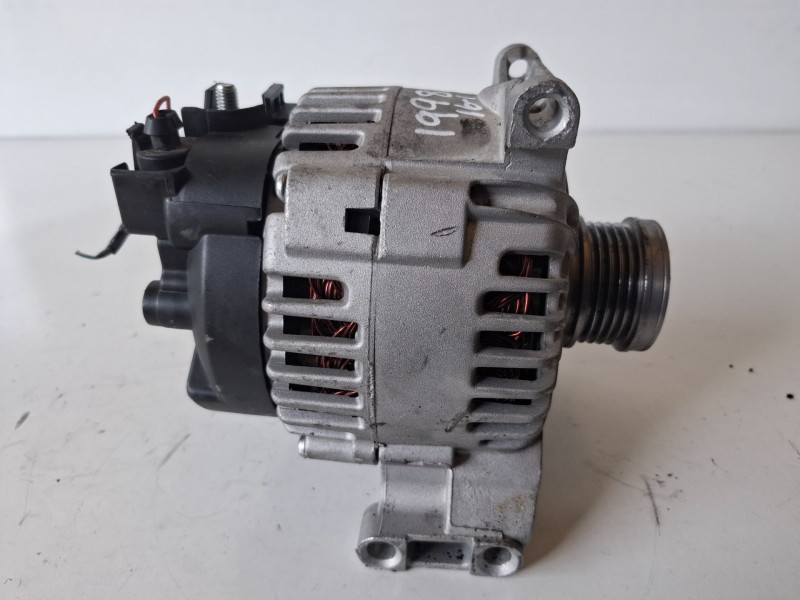 Recambio de alternador para mercedes-benz clase a (bm 169) 640940 referencia OEM IAM AI90261  