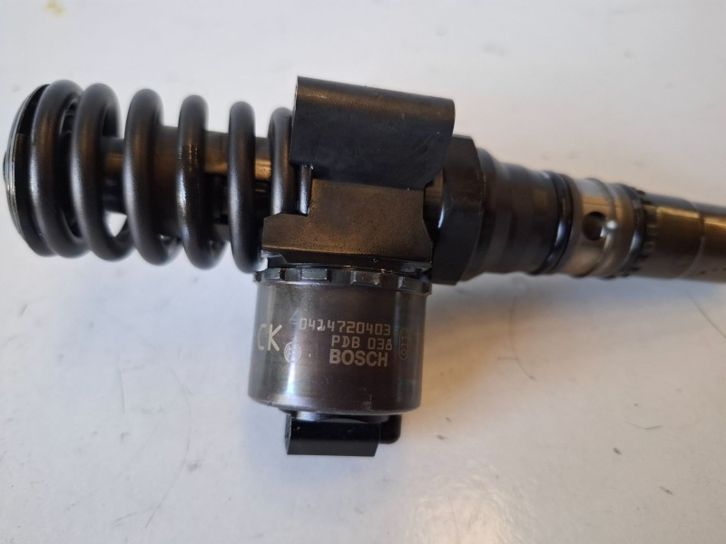 Recambio de inyector para volkswagen touran (1t1) azv referencia OEM IAM 03G130073B  