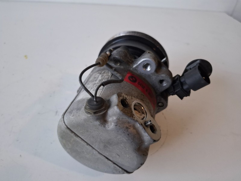 Recambio de compresor aire acondicionado para bmw serie 3 cabrio (e36) 184e2 referencia OEM IAM SS96D1  