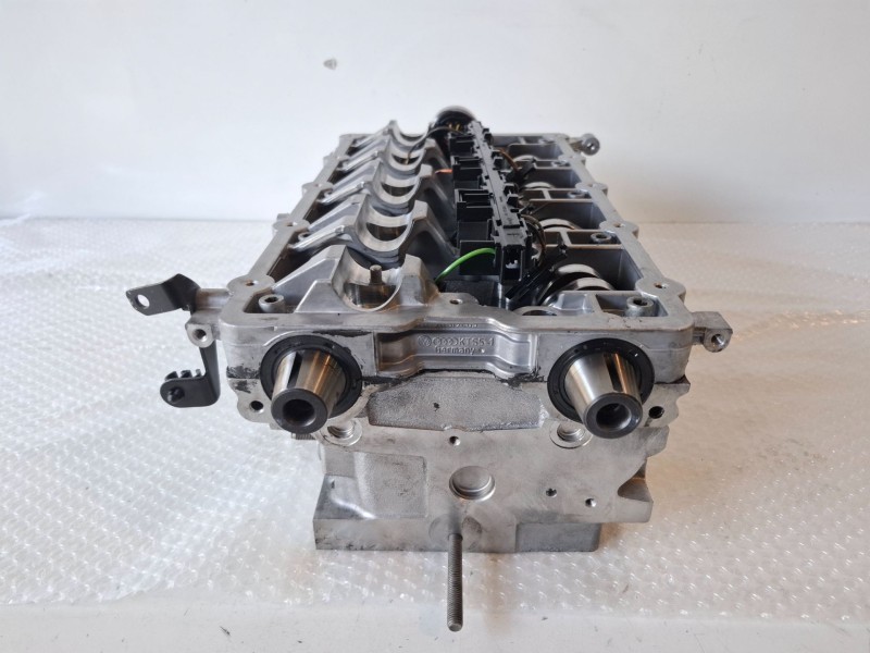 Recambio de culata para audi a4 avant (8e) bre referencia OEM IAM 03G103373A  