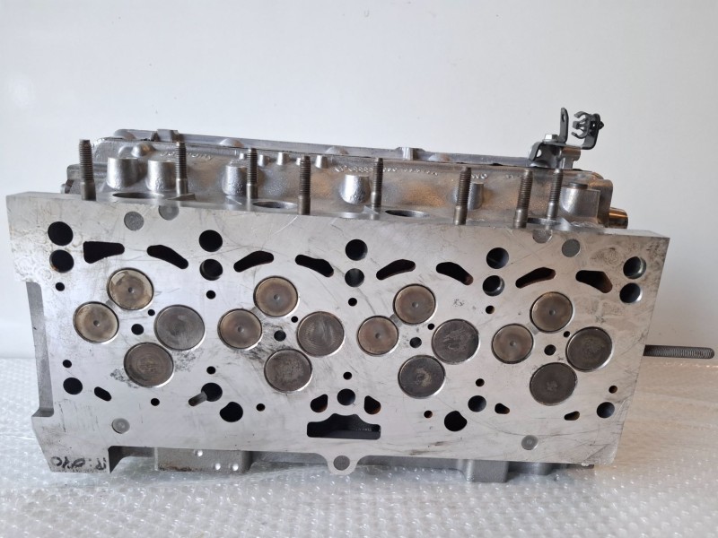 Recambio de culata para audi a4 avant (8e) bre referencia OEM IAM 03G103373A  