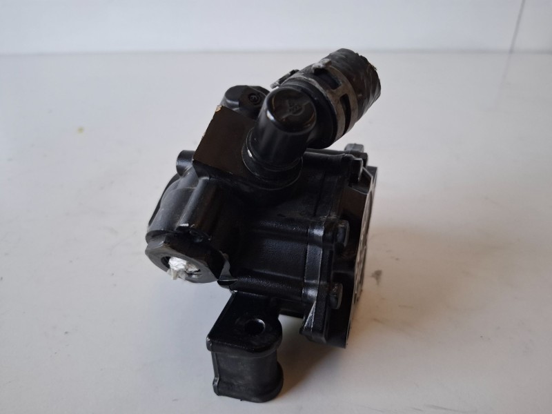 Recambio de bomba direccion para mercedes-benz clase c (bm 203) sportcoupe 611962 referencia OEM IAM   