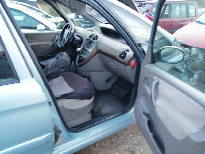 citroen xsara picasso del año 2002