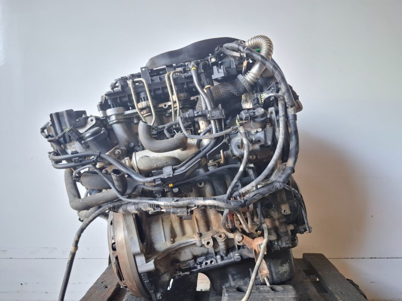 Recambio de motor completo para ford focus berlina (cb4) hhda referencia OEM IAM HHDA  