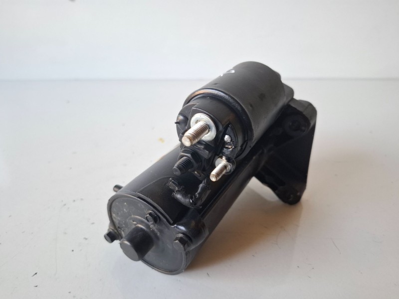 Recambio de motor arranque para ford focus berlina (cb4) hhda referencia OEM IAM 0986022131  