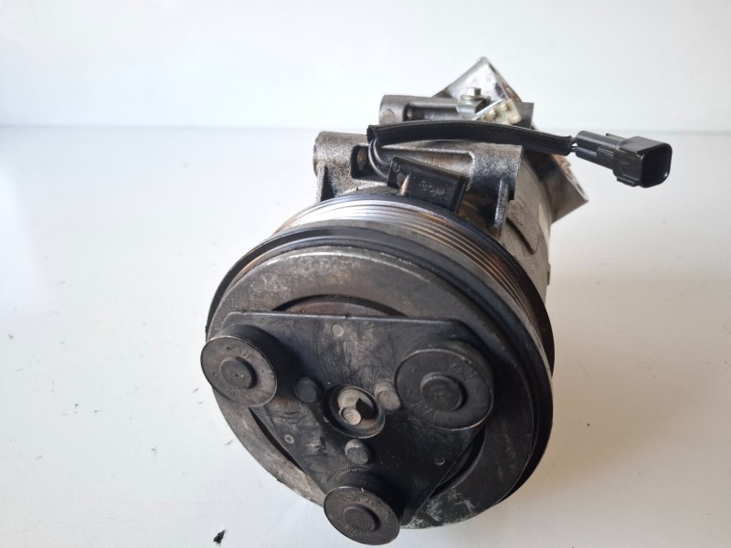 Recambio de compresor aire acondicionado para ford focus berlina (cb4) hhda referencia OEM IAM   