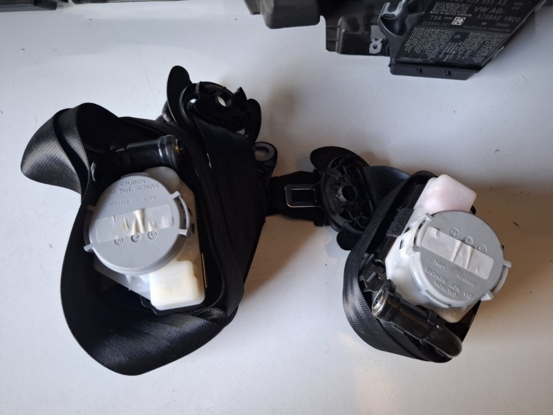 Recambio de kit airbag para seat leon st 5f8 crl referencia OEM IAM   