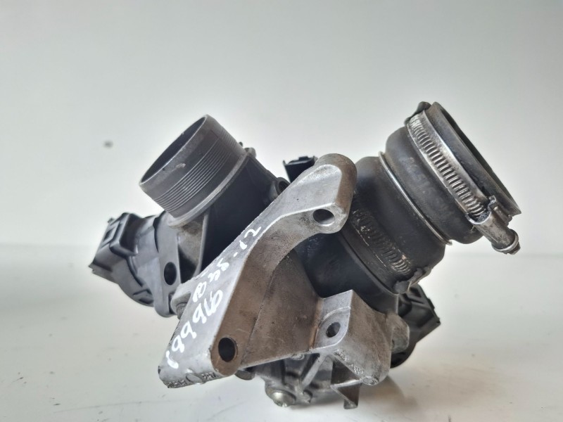 Recambio de caja mariposa para citroen c5 berlina 9hz referencia OEM IAM   
