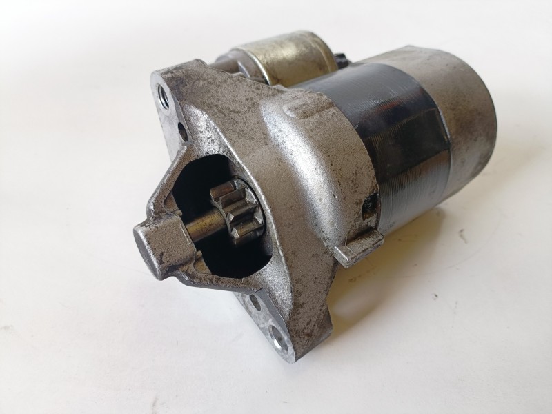 Recambio de motor arranque para renault clio iii d4f740 referencia OEM IAM TS8E6/8200369521  