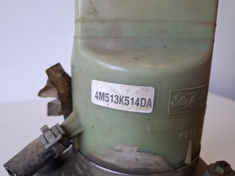 Recambio de bomba direccion para ford focus berlina (cb4) hhda referencia OEM IAM   