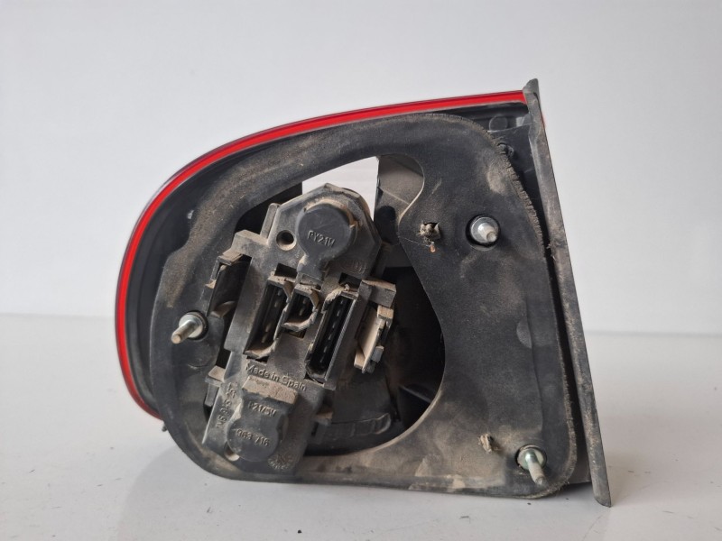 Recambio de piloto trasero derecho para seat toledo (1m2) asv referencia OEM IAM   