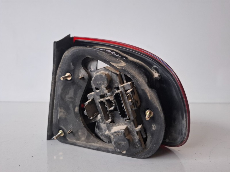 Recambio de piloto trasero izquierdo para seat toledo (1m2) asv referencia OEM IAM   