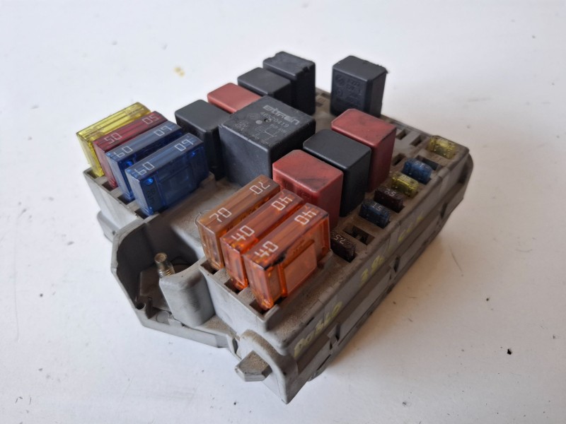 Recambio de caja reles / fusibles para fiat i doblò (119) 223a6000 referencia OEM IAM 46760542  