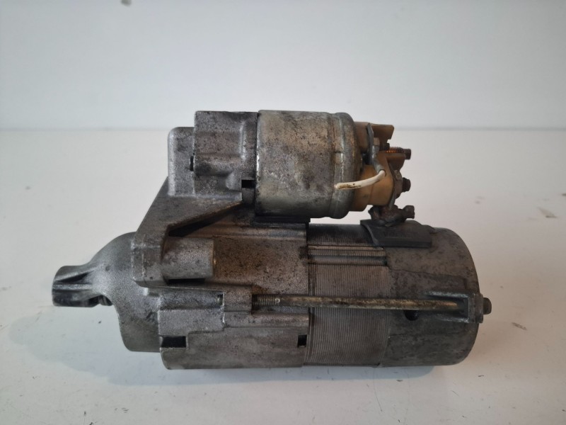 Recambio de motor arranque para citroen c4 berlina 9hy referencia OEM IAM D7G3  