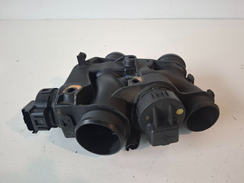 Recambio de caja mariposa para citroen c4 berlina 9hy referencia OEM IAM 9657485480  