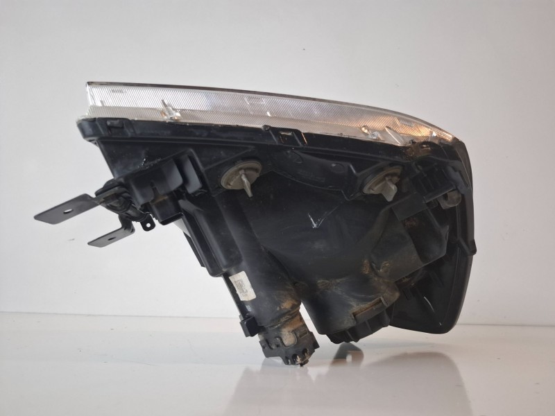 Recambio de faro izquierdo para kia sportage (km) d4eav referencia OEM IAM   