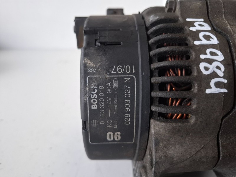 Recambio de alternador para volkswagen t4 transporter syncro aab referencia OEM IAM 0123320018  