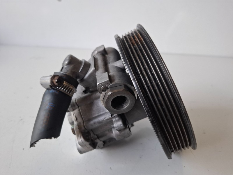 Recambio de bomba direccion para volkswagen t4 transporter syncro aab referencia OEM IAM   