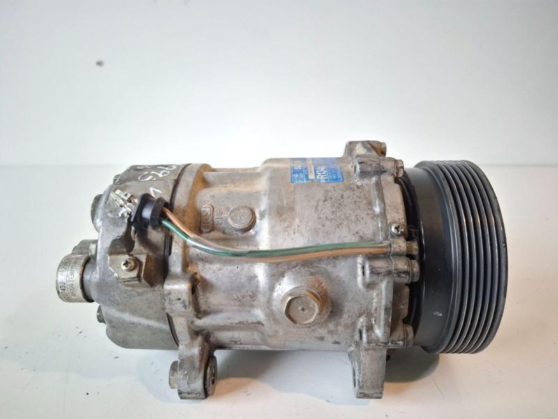 Recambio de compresor aire acondicionado para seat leon (1m1) asv referencia OEM IAM 1J0820803K  