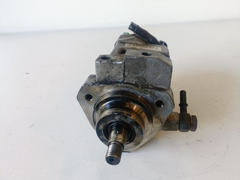 Recambio de bomba inyeccion para ssangyong kyron d20dt / 664950 referencia OEM IAM R9044Z051A  