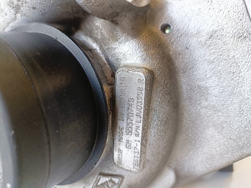 Recambio de turbocompresor para opel insignia berlina a20dth referencia OEM IAM 55570748  