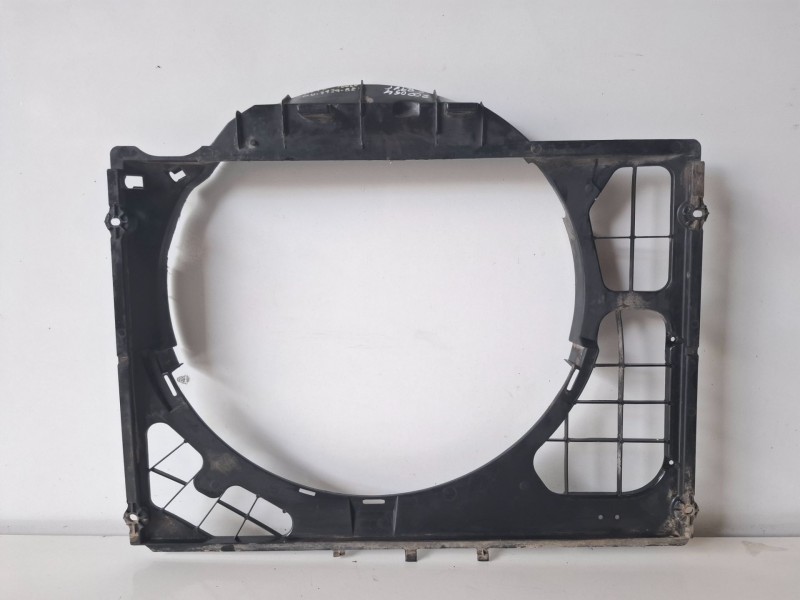Recambio de canalizador de aire para nissan terrano ii (r20) td27 referencia OEM IAM   