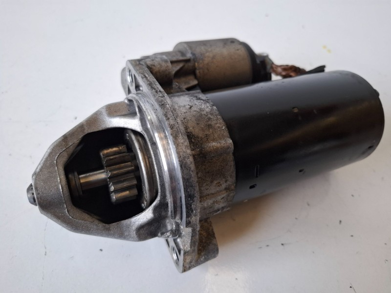 Recambio de motor arranque para mercedes-benz clase clc (bm 203) 646963 referencia OEM IAM 0001115047  