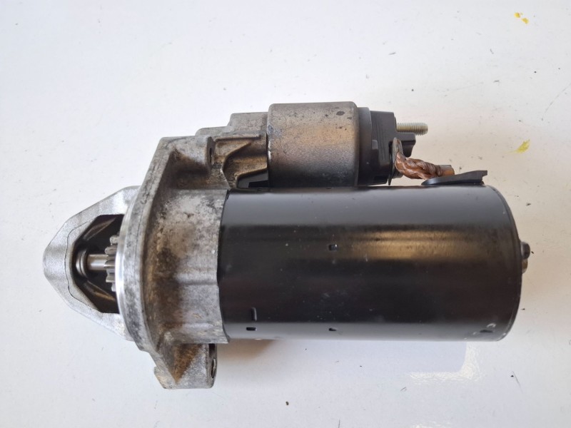 Recambio de motor arranque para mercedes-benz clase clc (bm 203) 646963 referencia OEM IAM 0001115047  