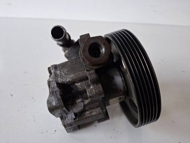 Recambio de bomba direccion para peugeot 807 4hw referencia OEM IAM 9647983580  