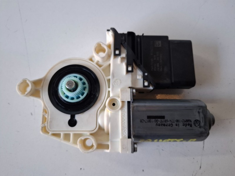 Recambio de motor elevalunas trasero derecho para volkswagen passat variant (3c5) bkp referencia OEM IAM 973622106  