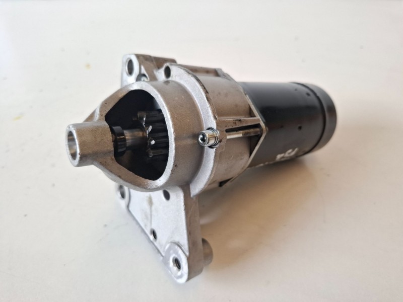 Recambio de motor arranque para citroen berlingo 9hx referencia OEM IAM   