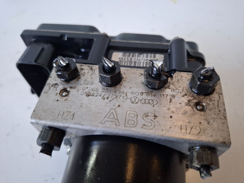 Recambio de abs para seat cordoba berlina (6l2) bbz referencia OEM IAM 0265231434  