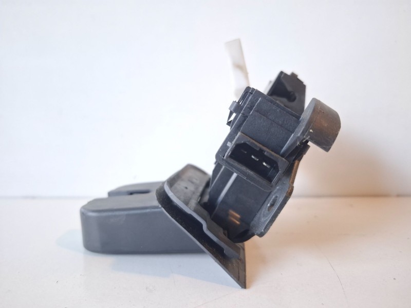 Recambio de cerradura maletero / porton para audi q7 (4l) bug referencia OEM IAM   