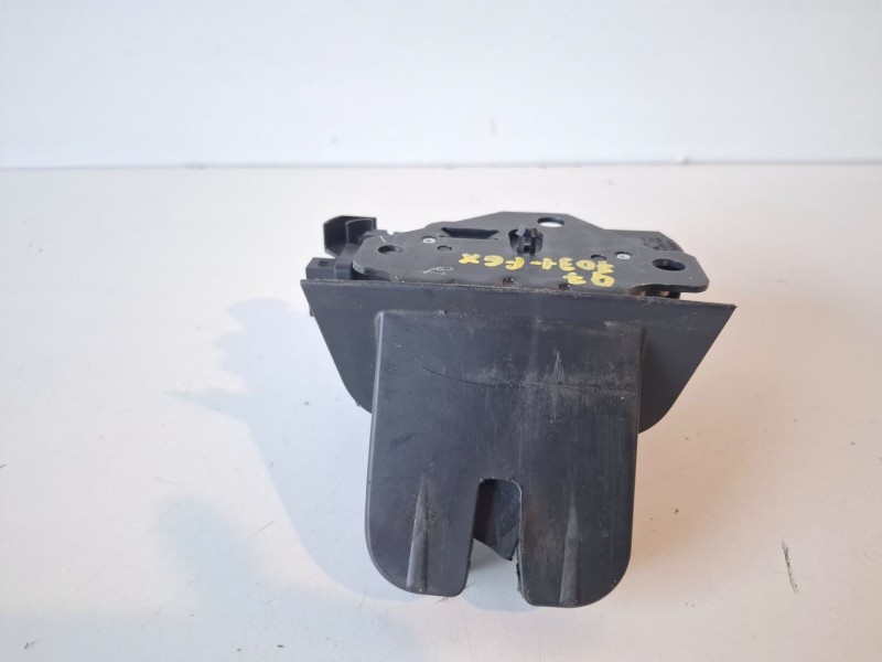Recambio de cerradura maletero / porton para audi q7 (4l) bug referencia OEM IAM   